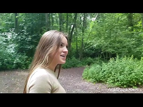 ❤️ Na ba da shawara ga Evelina cewa mu yi fuck a wurin jama'a! Tace eh. Sai na bata ta a jaki na cusa mata baki. Sai taji haushin kanta. ️ Batsa vk ️❤